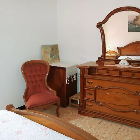 Holiday home Locazione Turistica Angela - Chc210 Torria