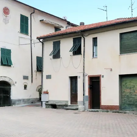 Holiday home Locazione Turistica Angela - Chc210 *
