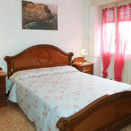 Locazione Turistica Angela - Chc210 Holiday home